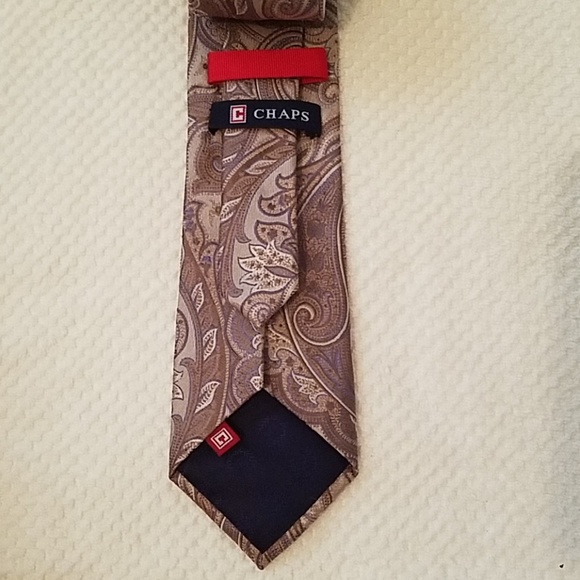 Chaps 100% Silk Tie. Brand NWOT. - Picture 2 of 4